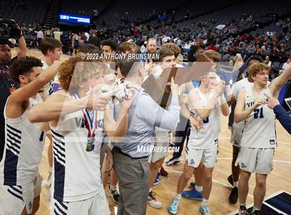 Thumbnail 2 in Venice vs Pleasant Valley (CIF State D3 Final) photogallery.