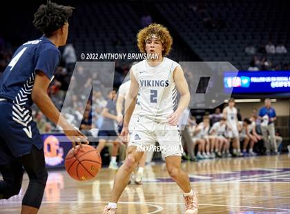 Thumbnail 3 in Venice vs Pleasant Valley (CIF State D3 Final) photogallery.