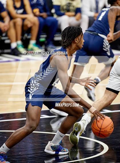 Thumbnail 2 in Venice vs Pleasant Valley (CIF State D3 Final) photogallery.