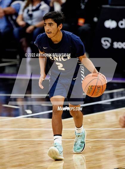 Thumbnail 1 in Venice vs Pleasant Valley (CIF State D3 Final) photogallery.