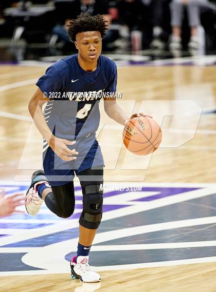 Thumbnail 1 in Venice vs Pleasant Valley (CIF State D3 Final) photogallery.