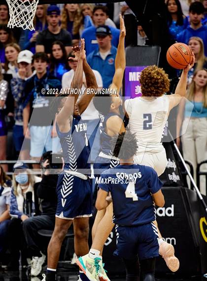 Thumbnail 2 in Venice vs Pleasant Valley (CIF State D3 Final) photogallery.