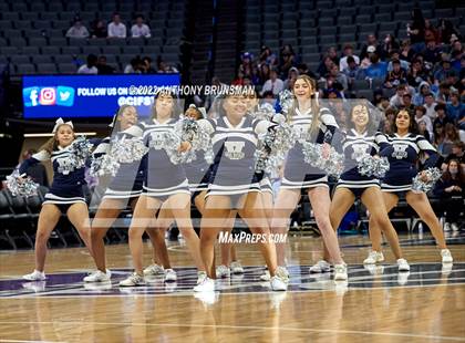 Thumbnail 2 in Venice vs Pleasant Valley (CIF State D3 Final) photogallery.