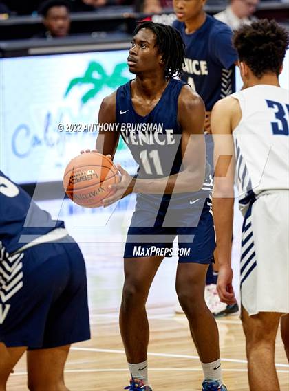 Thumbnail 2 in Venice vs Pleasant Valley (CIF State D3 Final) photogallery.