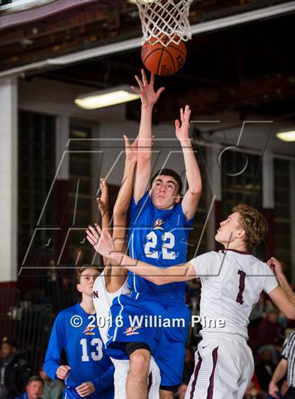 Thumbnail 2 in Washingtonville @ Kingston (Section 9 Quarterfinal) photogallery.