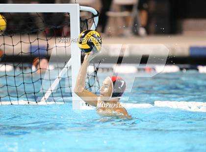 Thumbnail 3 in Orange Lutheran vs. Servite photogallery.