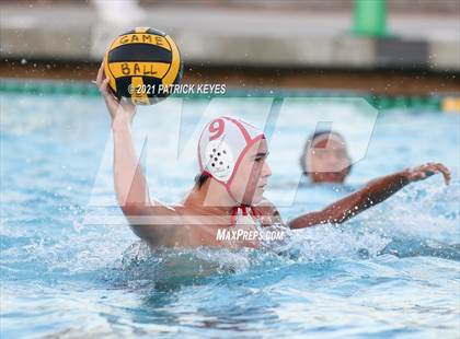 Thumbnail 3 in Orange Lutheran vs. Servite photogallery.