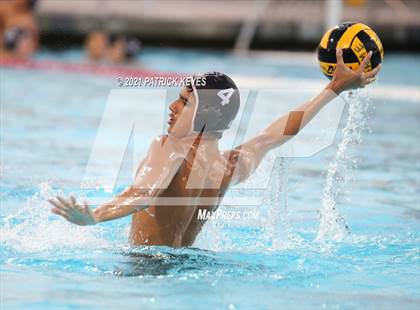 Thumbnail 3 in Orange Lutheran vs. Servite photogallery.