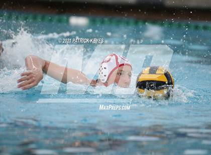 Thumbnail 3 in Orange Lutheran vs. Servite photogallery.