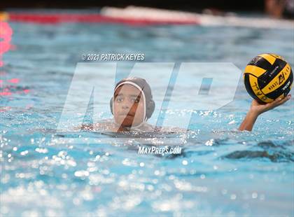 Thumbnail 2 in Orange Lutheran vs. Servite photogallery.
