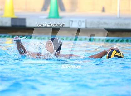 Thumbnail 2 in Orange Lutheran vs. Servite photogallery.