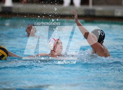 Thumbnail 2 in Orange Lutheran vs. Servite photogallery.