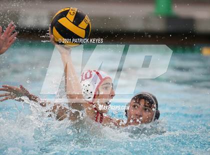 Thumbnail 3 in Orange Lutheran vs. Servite photogallery.