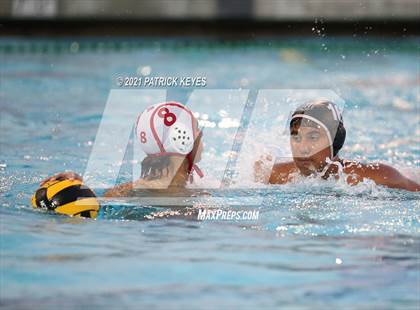 Thumbnail 3 in Orange Lutheran vs. Servite photogallery.