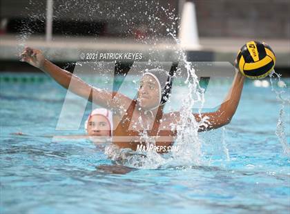 Thumbnail 3 in Orange Lutheran vs. Servite photogallery.