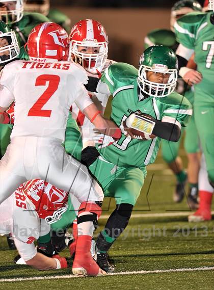 Thumbnail 2 in Hico vs. Kerens (UIL 1A Bi-District Playoff) photogallery.
