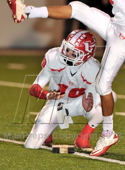 Thumbnail 1 in Hico vs. Kerens (UIL 1A Bi-District Playoff) photogallery.