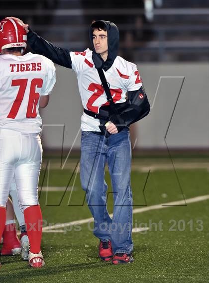Thumbnail 1 in Hico vs. Kerens (UIL 1A Bi-District Playoff) photogallery.