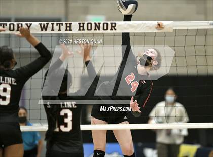 Thumbnail 3 in Skyline vs. Santa Clarita Christian (CIF State D5 Final) photogallery.