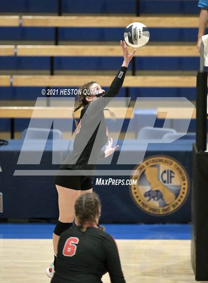 Thumbnail 3 in Skyline vs. Santa Clarita Christian (CIF State D5 Final) photogallery.