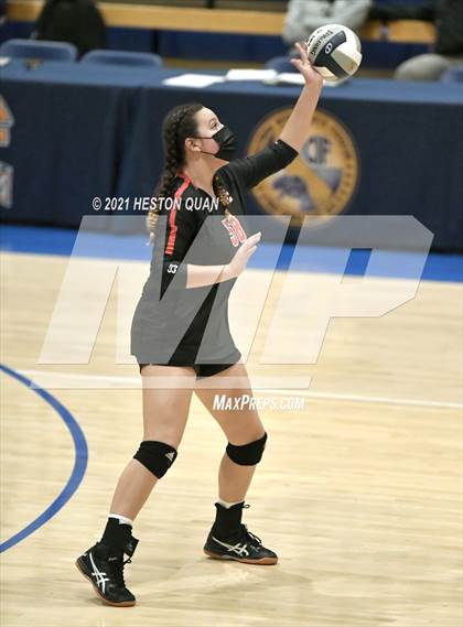 Thumbnail 2 in Skyline vs. Santa Clarita Christian (CIF State D5 Final) photogallery.