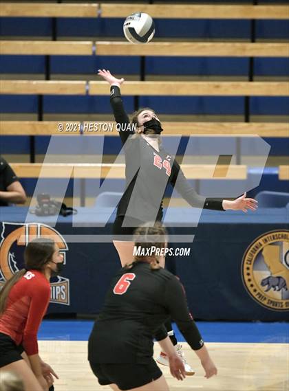 Thumbnail 3 in Skyline vs. Santa Clarita Christian (CIF State D5 Final) photogallery.