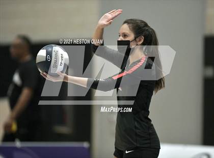Thumbnail 1 in Skyline vs. Santa Clarita Christian (CIF State D5 Final) photogallery.