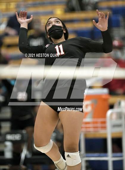 Thumbnail 2 in Skyline vs. Santa Clarita Christian (CIF State D5 Final) photogallery.