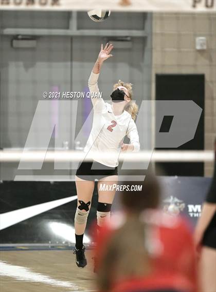 Thumbnail 3 in Skyline vs. Santa Clarita Christian (CIF State D5 Final) photogallery.