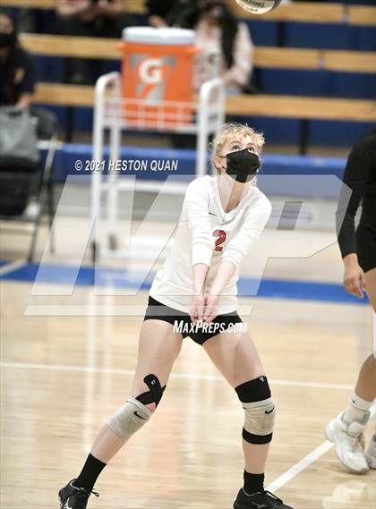 Thumbnail 3 in Skyline vs. Santa Clarita Christian (CIF State D5 Final) photogallery.