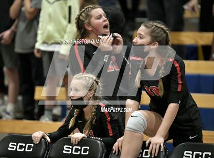 Thumbnail 3 in Skyline vs. Santa Clarita Christian (CIF State D5 Final) photogallery.