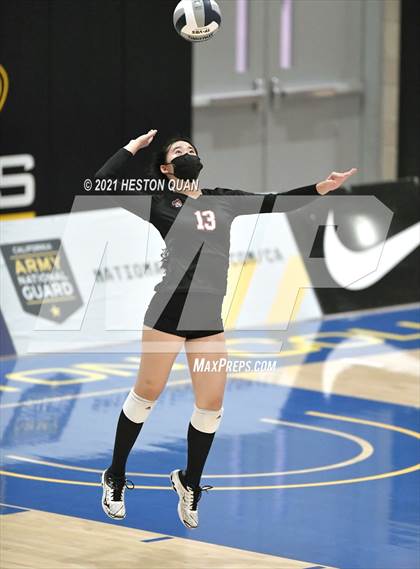 Thumbnail 3 in Skyline vs. Santa Clarita Christian (CIF State D5 Final) photogallery.
