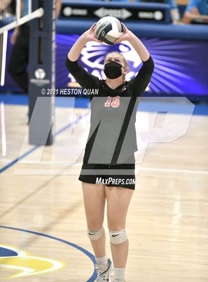 Thumbnail 1 in Skyline vs. Santa Clarita Christian (CIF State D5 Final) photogallery.