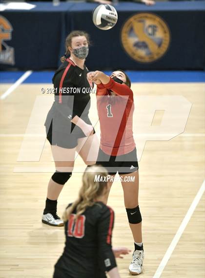 Thumbnail 1 in Skyline vs. Santa Clarita Christian (CIF State D5 Final) photogallery.