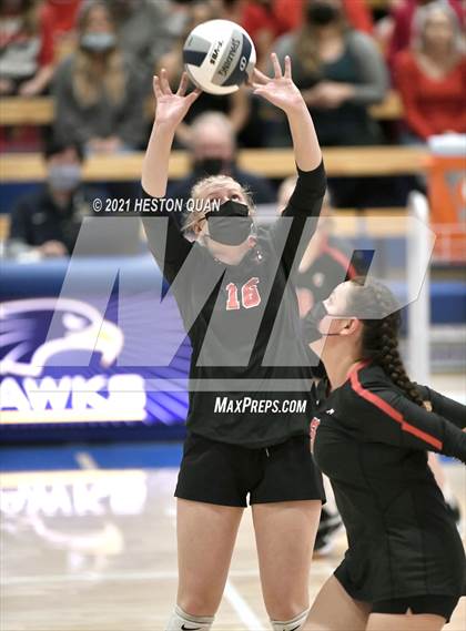 Thumbnail 2 in Skyline vs. Santa Clarita Christian (CIF State D5 Final) photogallery.