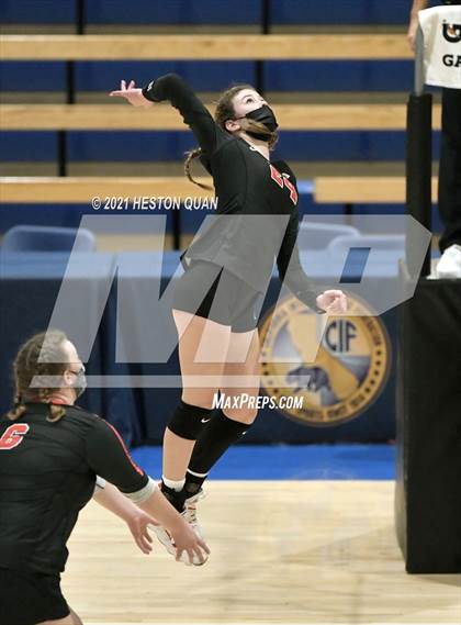 Thumbnail 1 in Skyline vs. Santa Clarita Christian (CIF State D5 Final) photogallery.