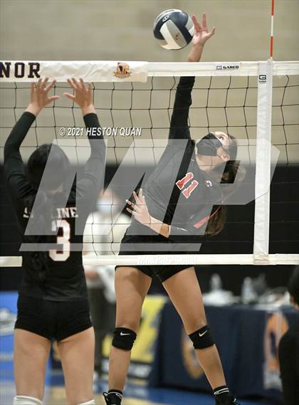 Thumbnail 2 in Skyline vs. Santa Clarita Christian (CIF State D5 Final) photogallery.