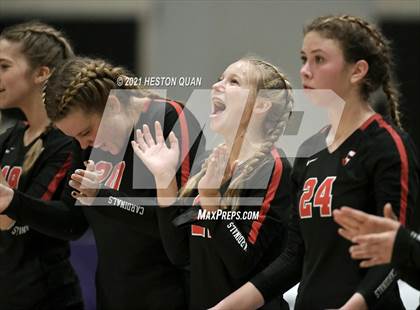 Thumbnail 2 in Skyline vs. Santa Clarita Christian (CIF State D5 Final) photogallery.