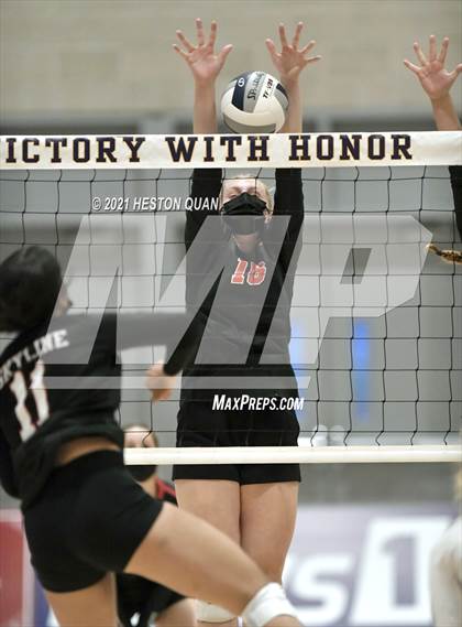 Thumbnail 2 in Skyline vs. Santa Clarita Christian (CIF State D5 Final) photogallery.