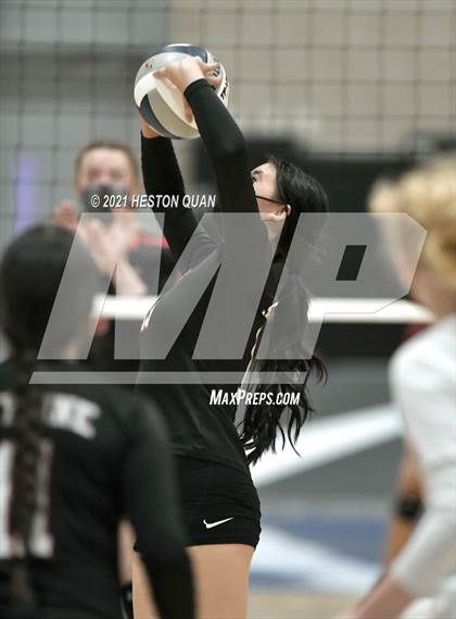 Thumbnail 1 in Skyline vs. Santa Clarita Christian (CIF State D5 Final) photogallery.