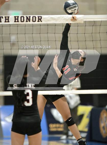 Thumbnail 1 in Skyline vs. Santa Clarita Christian (CIF State D5 Final) photogallery.