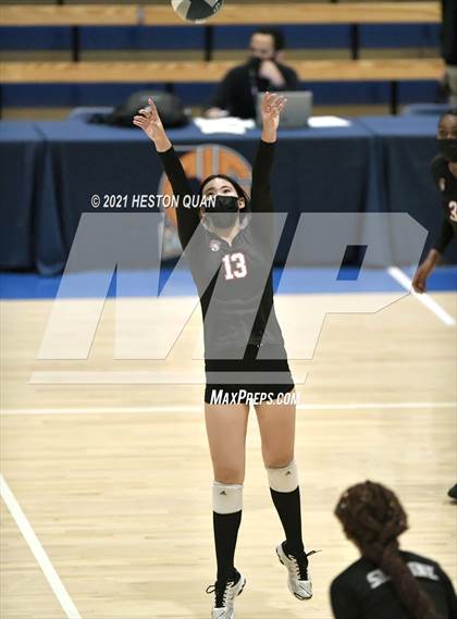Thumbnail 2 in Skyline vs. Santa Clarita Christian (CIF State D5 Final) photogallery.