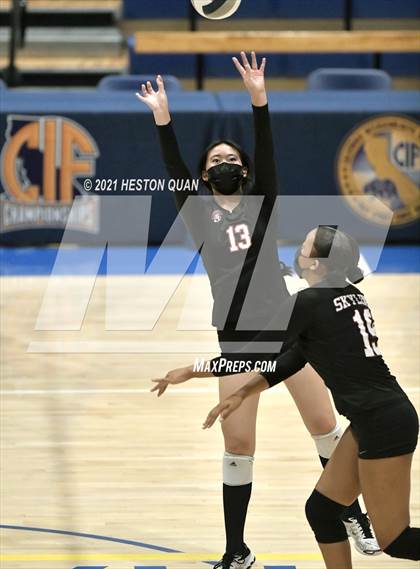 Thumbnail 1 in Skyline vs. Santa Clarita Christian (CIF State D5 Final) photogallery.