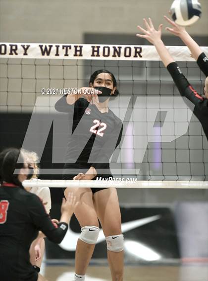 Thumbnail 2 in Skyline vs. Santa Clarita Christian (CIF State D5 Final) photogallery.