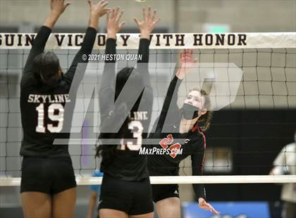 Thumbnail 3 in Skyline vs. Santa Clarita Christian (CIF State D5 Final) photogallery.