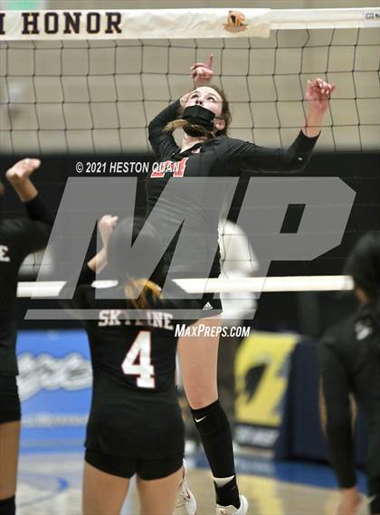 Thumbnail 3 in Skyline vs. Santa Clarita Christian (CIF State D5 Final) photogallery.