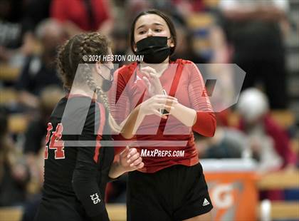 Thumbnail 3 in Skyline vs. Santa Clarita Christian (CIF State D5 Final) photogallery.