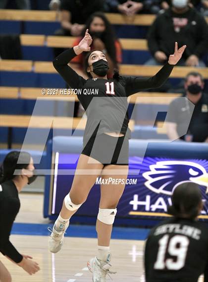 Thumbnail 2 in Skyline vs. Santa Clarita Christian (CIF State D5 Final) photogallery.