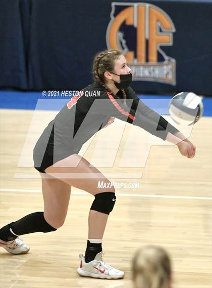 Thumbnail 3 in Skyline vs. Santa Clarita Christian (CIF State D5 Final) photogallery.
