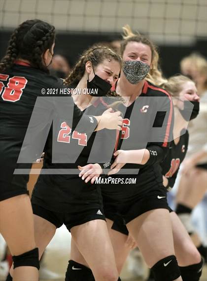 Thumbnail 1 in Skyline vs. Santa Clarita Christian (CIF State D5 Final) photogallery.